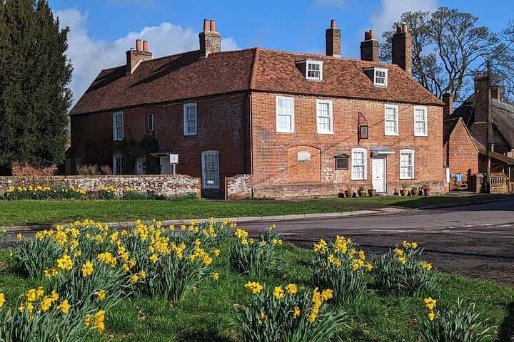 Private Cruise Shore Excursion: Jane Austen's House Museum from Southampton photo 3