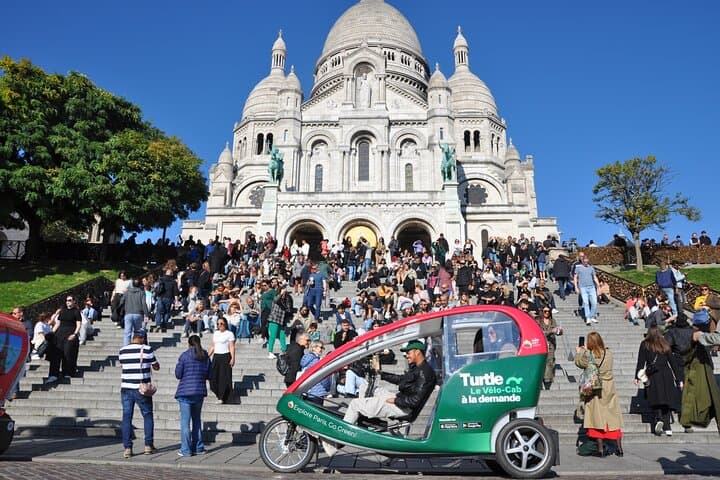 Electric Rickshaw Tour of Paris: Private 3-Hour Eco Sightseeing photo 6