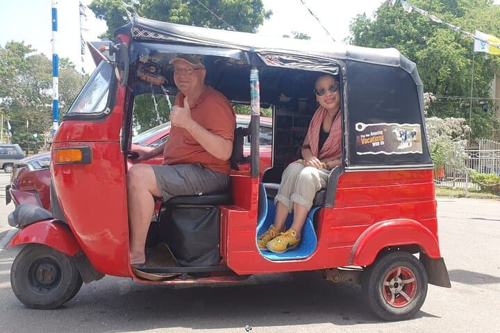 Tuk-Tuk Through Negombo: Half-Day Village, Fish Market & Lagoon Experience photo 4
