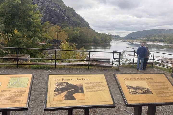 Harpers Ferry Half-Day Private Tour — Rivers, Ramparts & Jefferson Rock Views photo 2