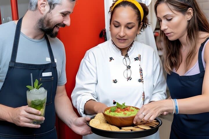 Hands-On Costa Rican Cooking Class in San José — 4-Hour Recipes & Bottomless Drinks photo 4
