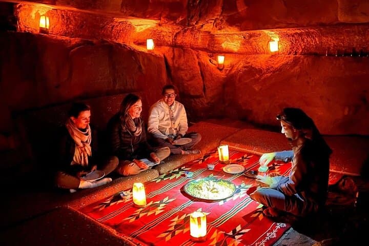 Full-Day Wadi Rum Jeep Tour and Bedouin Cave Overnight photo 2