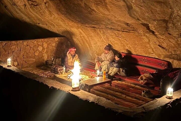 Full-Day Wadi Rum Jeep Tour and Bedouin Cave Overnight photo 6