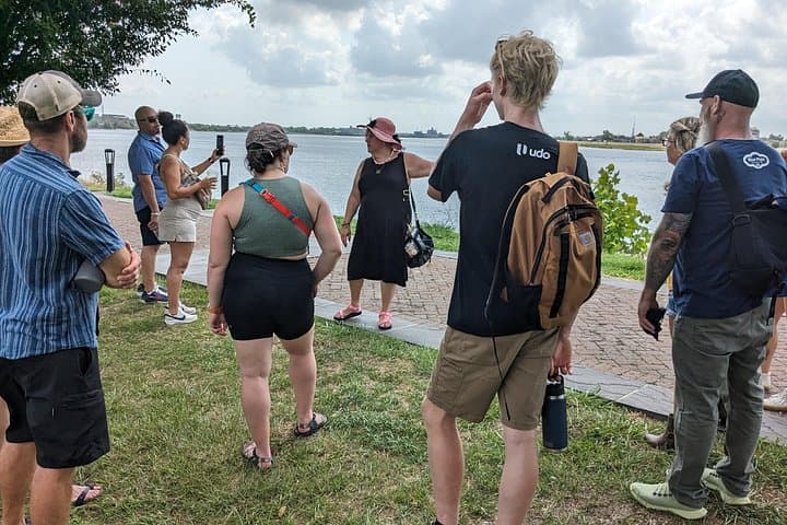Mississippi Riverfront Walking Tour in New Orleans — Currents of History photo 4