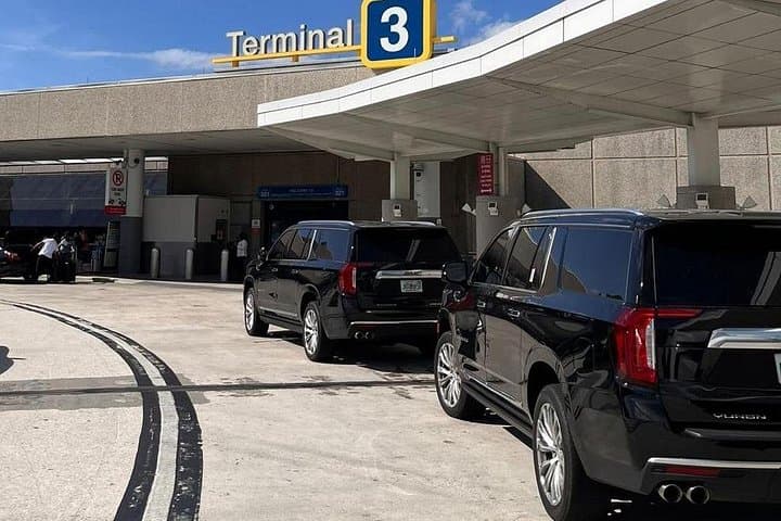 Fort Lauderdale Private Black Car Service — Airport & Cruise Transfers photo 1