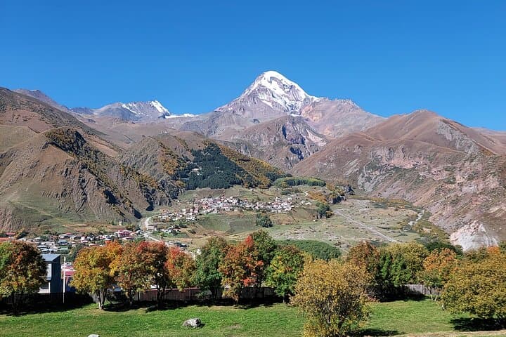 Kazbegi Day Trip from Tbilisi: Gergeti Trinity, Ananuri & Khinkali Masterclass photo 3