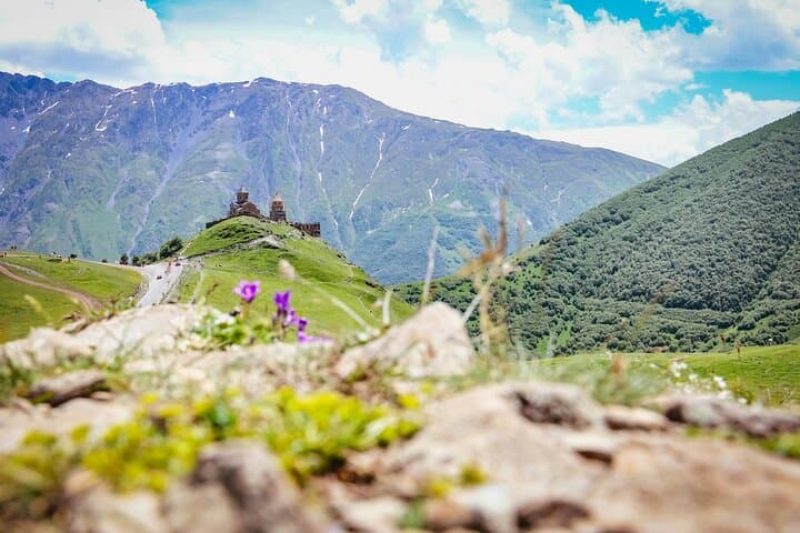 Kazbegi Day Trip from Tbilisi: Gergeti Trinity, Ananuri & Khinkali Masterclass photo 6