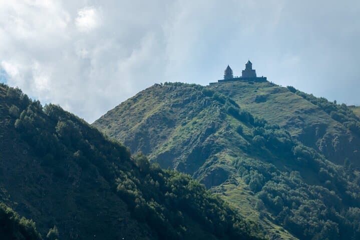 Kazbegi Day Trip from Tbilisi: Gergeti Trinity, Ananuri & Khinkali Masterclass photo 5