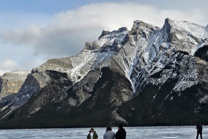 Canadian Rockies Day Trip: Lake Louise, Peyto & Emerald Lake from Calgary