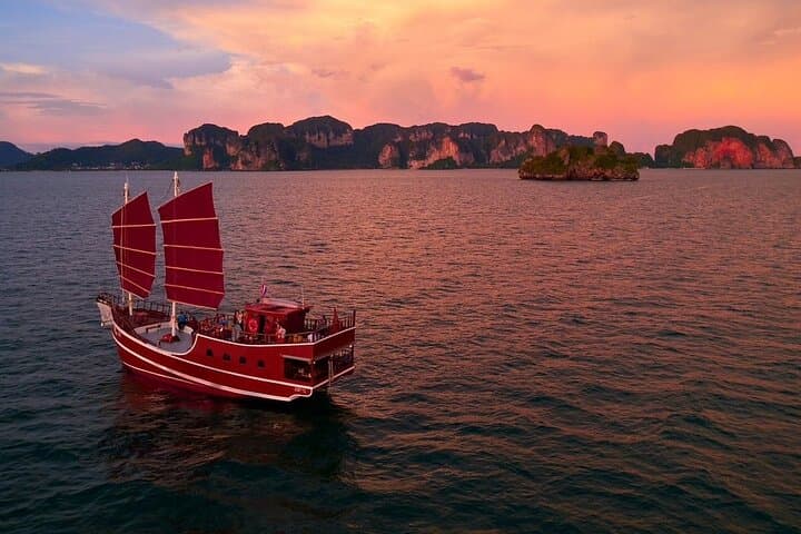 Krabi Sunset Cruise & BBQ: Snorkel, Islands and Romantic Evening on the Andaman