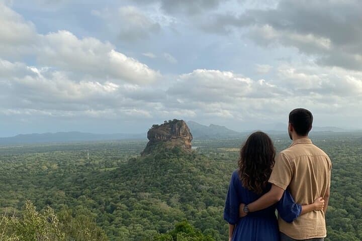 4-Day Sri Lanka Highlights Tour: Bentota, Kandy & Colombo photo 4