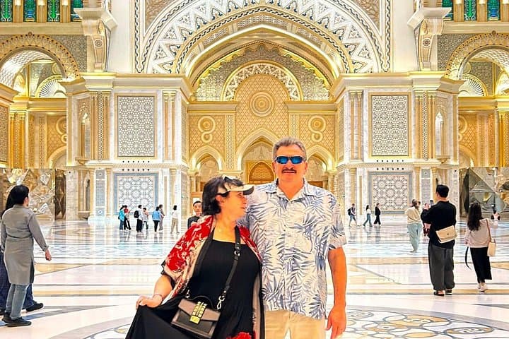 Premium Abu Dhabi Full-Day City Tour with Qasr Al Watan Entry photo 2