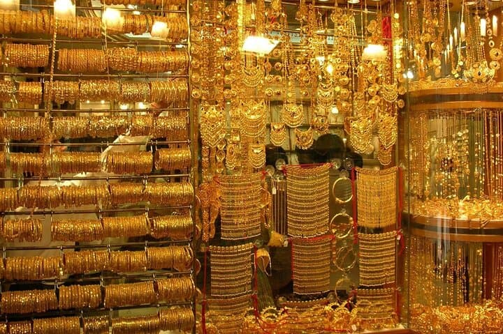 Jeddah Traditional Tour: Corniche Drive, Tayyebat Museum & Al-Balad Walking Experience photo 6