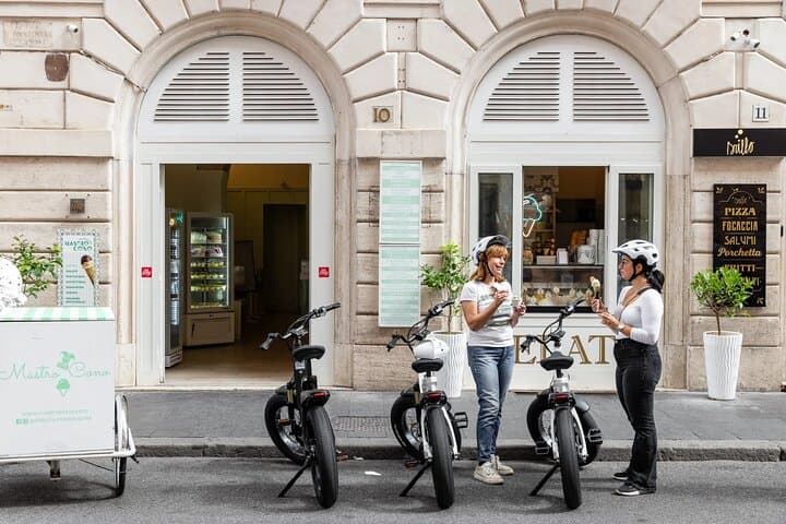 Best of Rome by E-Bike: Gelato Breaks & Historic Squares photo 1