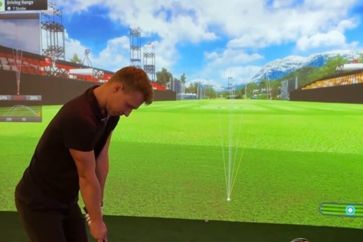 Play a World-Class Golf Simulator and Take a Tortola Scenic Tour