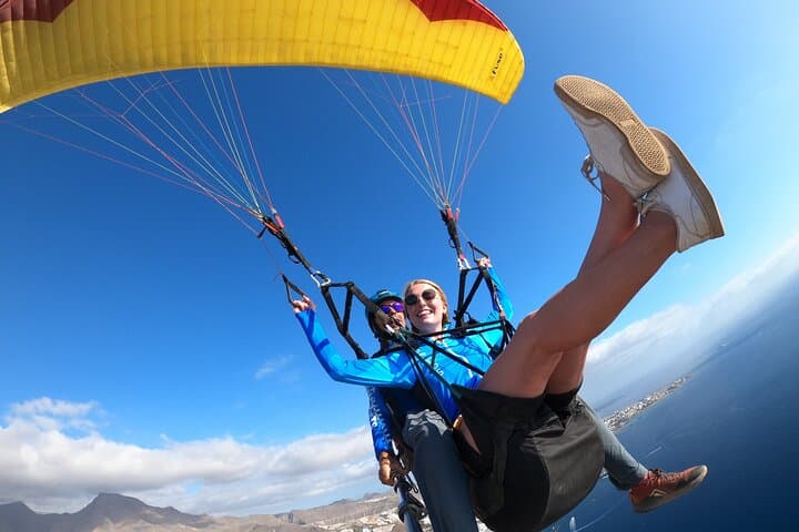 Tenerife South Tandem Paragliding Over Adeje: Panoramic Flights & Aerobatics photo 5