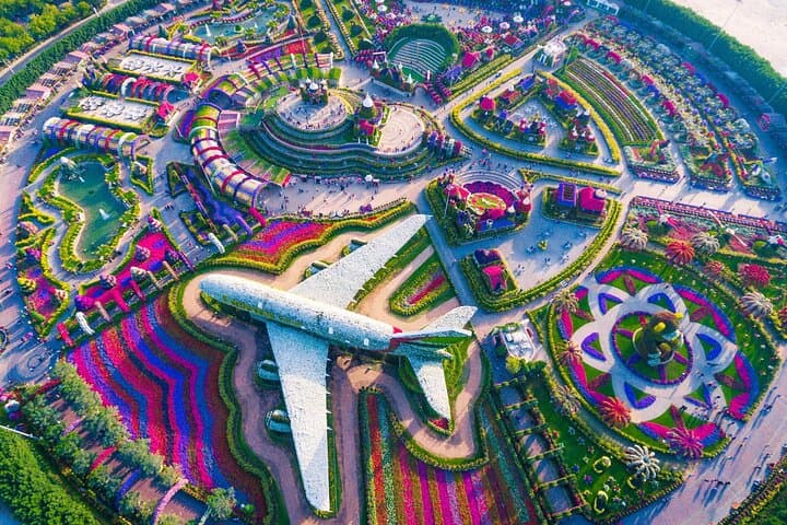 Evening Combo: Dubai Miracle Garden & Global Village with Private Transfer