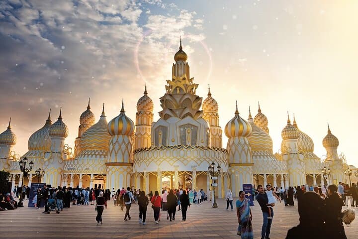 Evening Combo: Dubai Miracle Garden & Global Village with Private Transfer photo 3