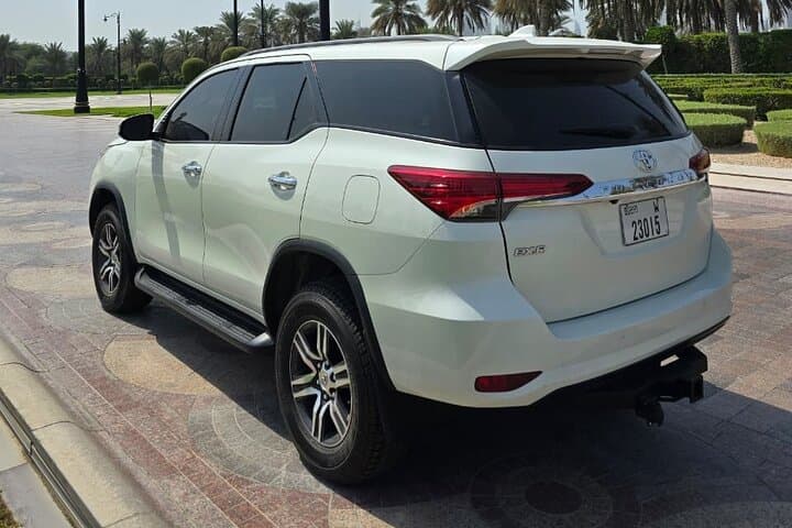 Smooth Arrival: Private Dubai Airport Transfer (DXB) to Dubai City photo 5