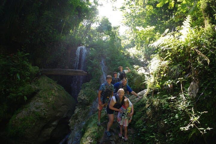 Charco Azul & Arenales Cave River Adventure in Puerto Rico photo 6