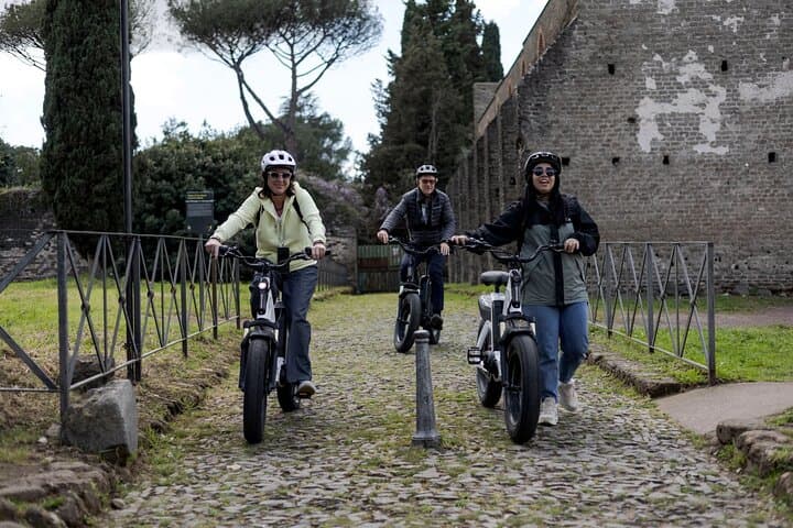 E-Bike the Appian Way: Rome’s Ancient Road, Catacombs & Aqueducts photo 2