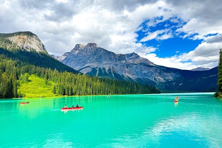 Banff in a Day: Lake Louise, Johnston Canyon & Minnewanka Shared Tour photo 4