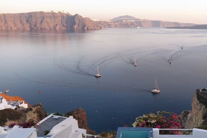Explore Santorini: From Oia to Perissa's Black Sands photo 5
