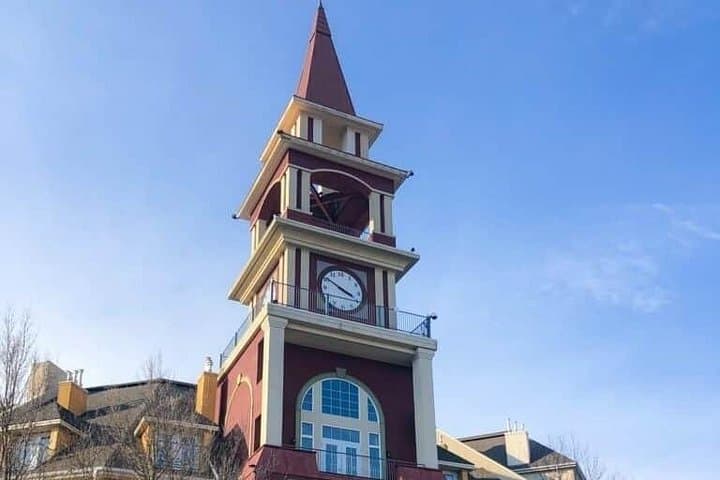 Sentier des Cimes Laurentides: Scenic Hike and Mont-Tremblant Day Trip from Ottawa photo 2