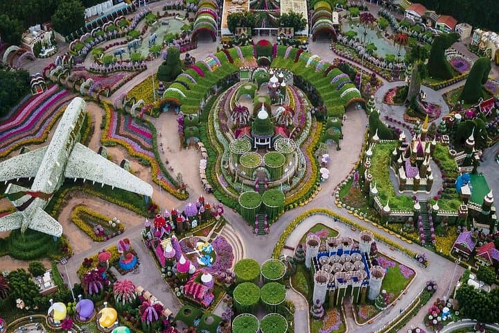 Dubai Miracle Garden Entry with Hotel Transfers — Floral Wonderland in the Desert photo 4