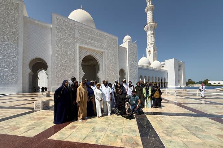 Abu Dhabi Private Day Tour from Dubai: Grand Mosque, Qasr Al Watan & Corniche photo 2