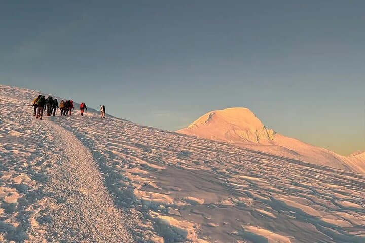 Everest 3-Peak Challenge: Mera, Island & Lobuche East — 30-Day Himalayan Mountaineering Expedition photo 2