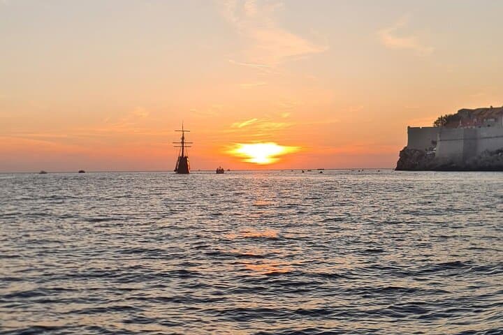 Dubrovnik Panorama Sunset Cruise Along the City Walls photo 5