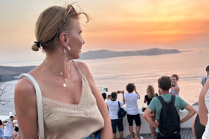Santorini Half-Day Private Tour: Oia, Caldera Views & Black & Red Beaches photo 3