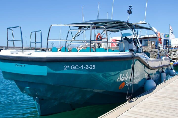 Return Ferry to Lobos Island from Corralejo — Day Trips, Beaches & La Caldera Hike photo 3