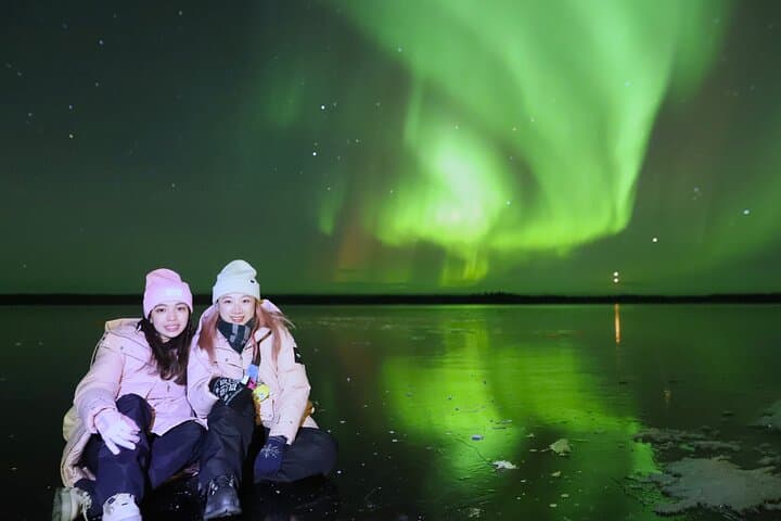 Chasing Aurora in Rovaniemi: Small-Group Northern Lights Photography Tour photo 4