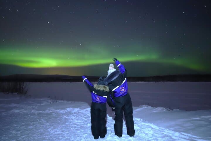 Lakeside Aurora Hunt in Rovaniemi: Guided Northern Lights Evening photo 3