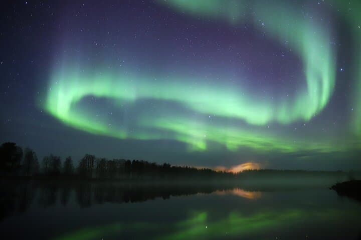 Aurora Viewing Near Rovaniemi: Autumn Northern Lights Campfire Experience photo 3