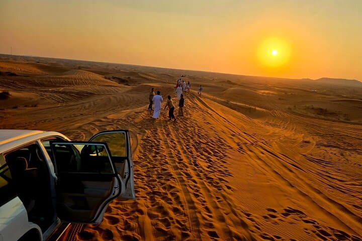 Dubai Desert Safari 4x4 with BBQ, Dune Bashing & Evening Shows photo 4