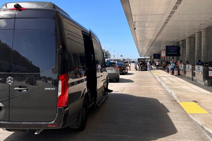 Private Group Transfer — Fort Lauderdale Airport & Port Everglades photo 4