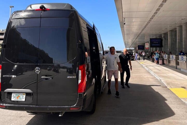 Private Group Transfer — Fort Lauderdale Airport & Port Everglades