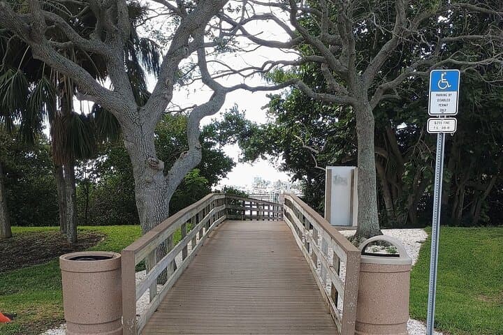 Explore Clearwater Beach by Private Boat: Dolphins, Sandbars & Island Coves photo 6