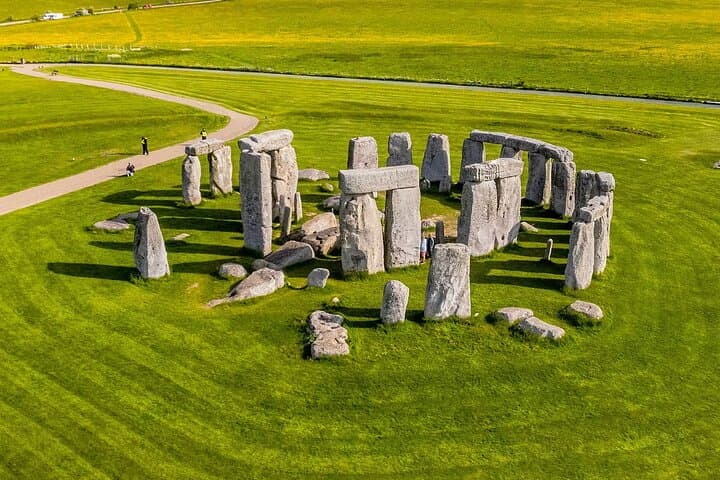 Stonehenge Admission Tickets — Visit the Ancient Stone Circle & Visitor Centre