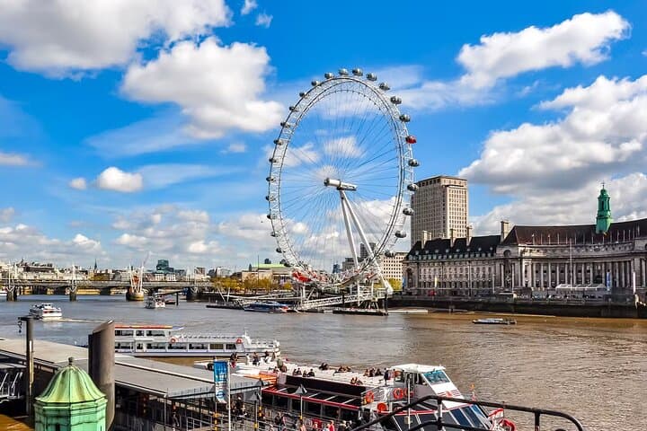 Thames Sightseeing Cruise: Westminster to Tower Bridge (30–60 Minutes) photo 4
