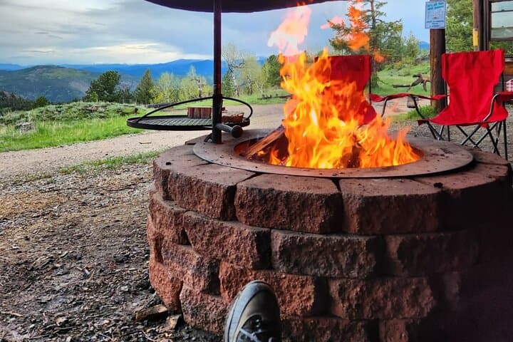 Winter Off-Road Safari in Roosevelt National Forest: Estes Park 4x4 Tour with S'mores photo 2