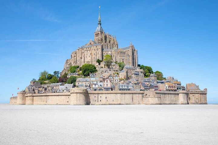 Mont Saint-Michel Private Day Trip from Paris — Complete Visitor Guide