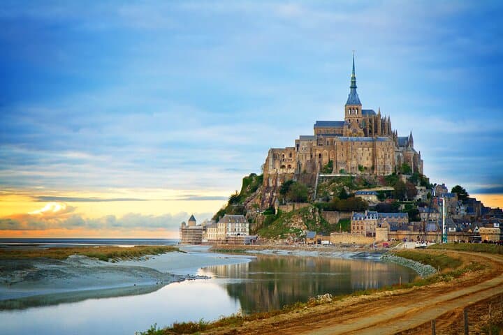 Mont Saint-Michel Private Day Trip from Paris — Complete Visitor Guide photo 5