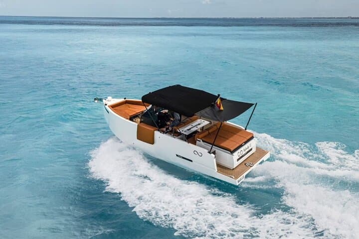 Cozumel Private Boat to El Cielo & Secluded Beach — Snorkel with Starfish