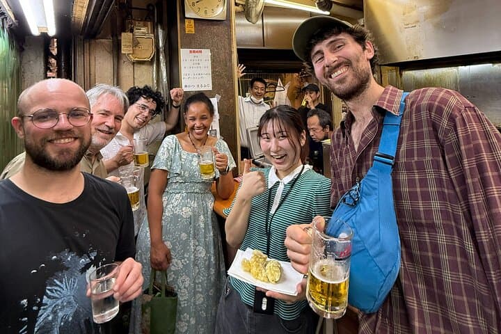 Osaka Food Crawl: Namba & Dotonbori Izakaya Tour with Local Guide photo 3
