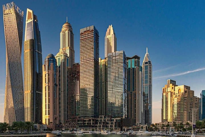 Private Transfer Muscat to Dubai: Door-to-Door Chauffeur Service in Comfort photo 4