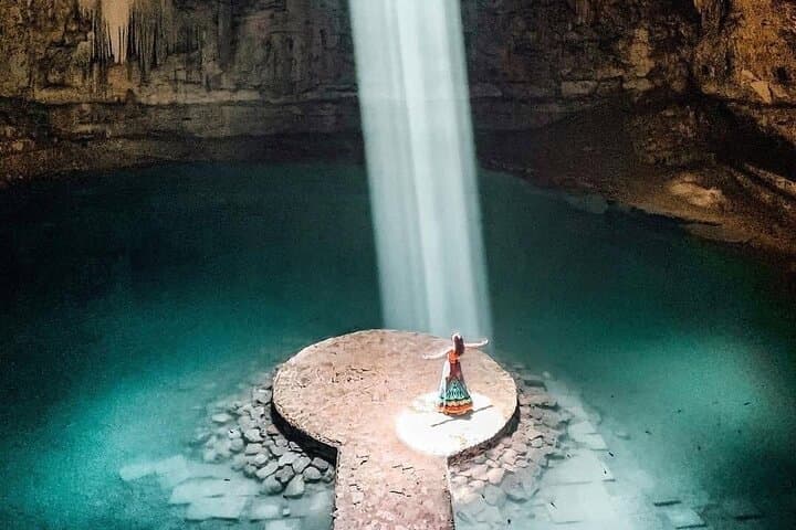 Premium Chichén Itzá & Suytún + Ik-Kil Cenotes: Full-Day Excursion from Cancún photo 2
